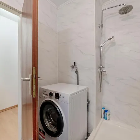 Schoene, Moeblierte Wohnung Mit Balkon Und Tiefgarage Düsseldorf Extérieur photo